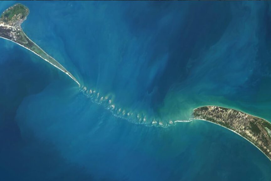 Adam Bridge – Ram Setu, the Best Tourist Spot in Mannar